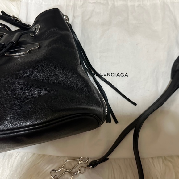 Balenciaga papier bucket bag - Picture 1 of 9